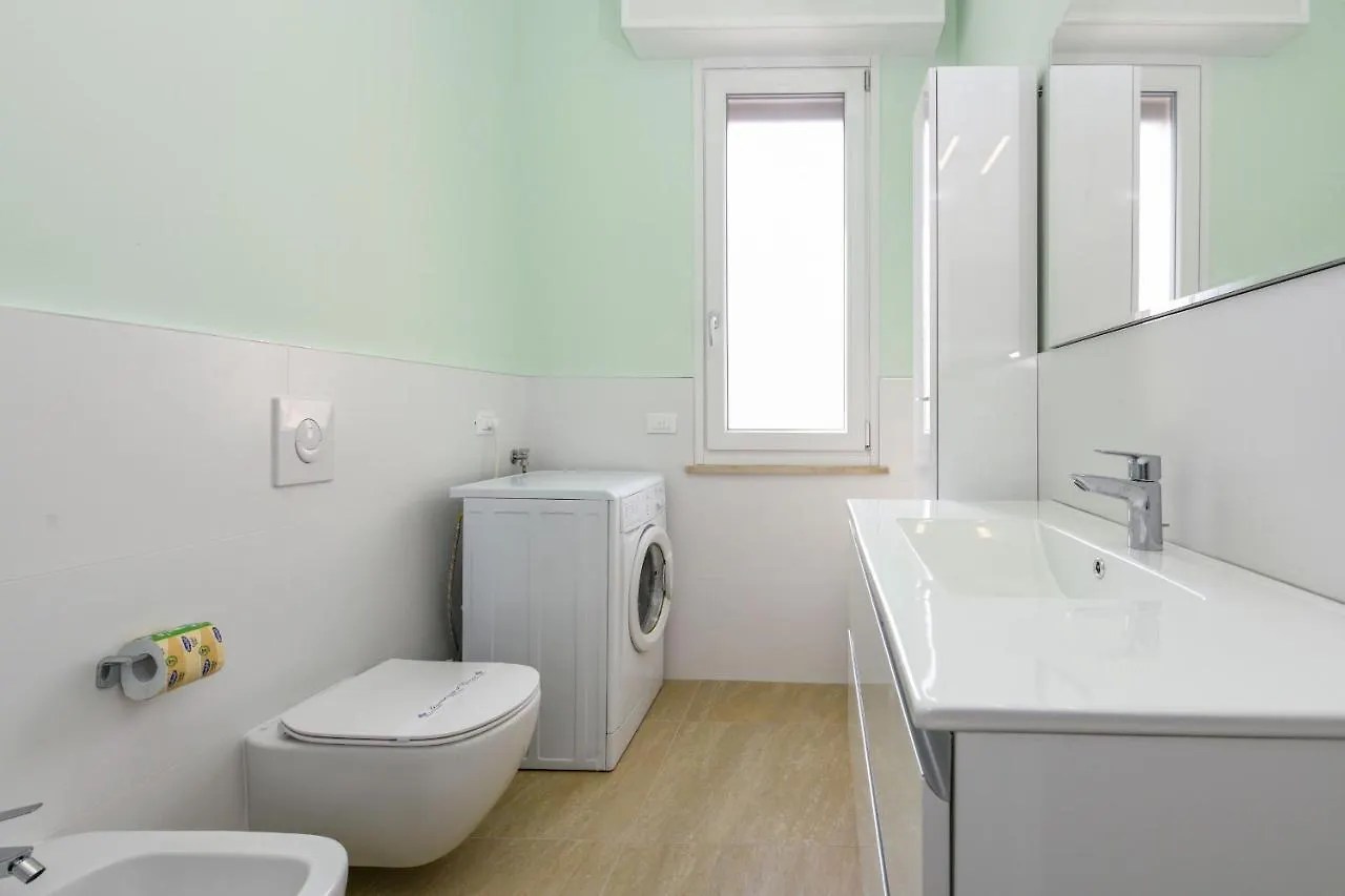 Mgh Family Apartment 시르미오네